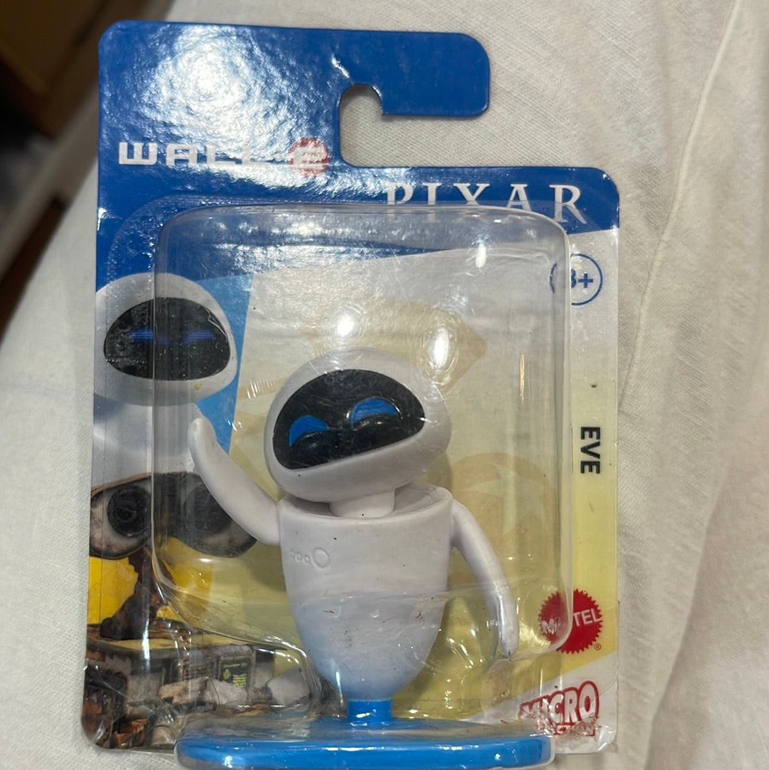 Eve Mini Figurine