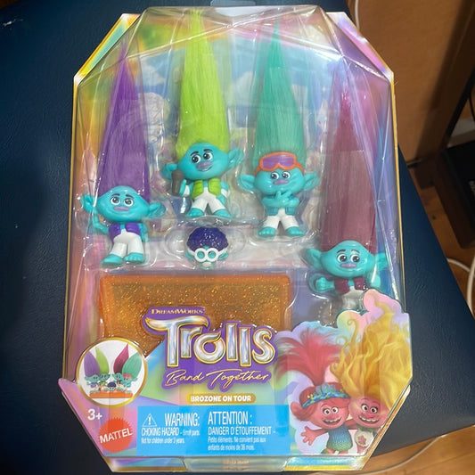 Trolls Bronze On Tour