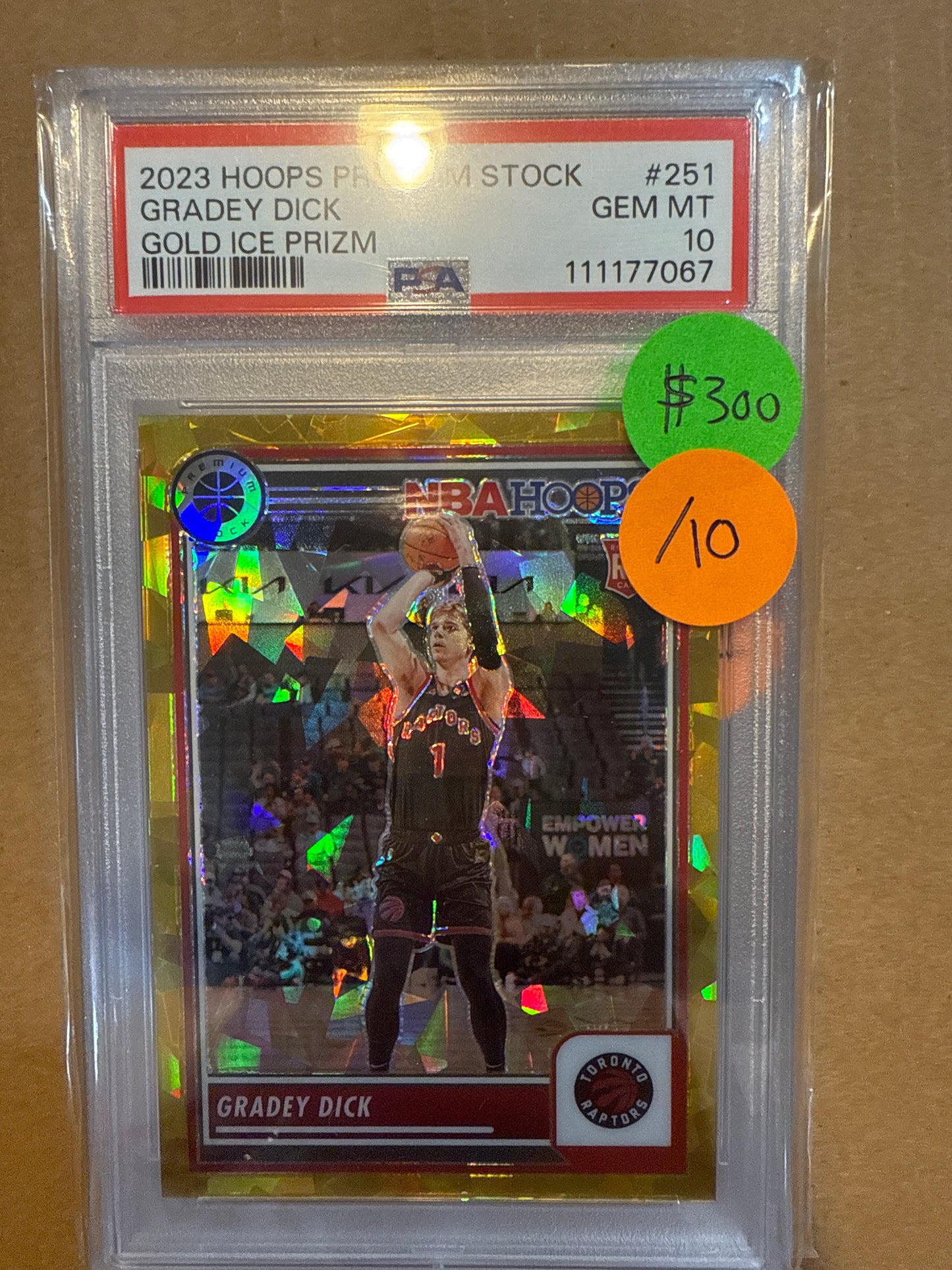 2023 Hoops Premium Stock Gradey Dick Gold Ice Prizm PSA 10