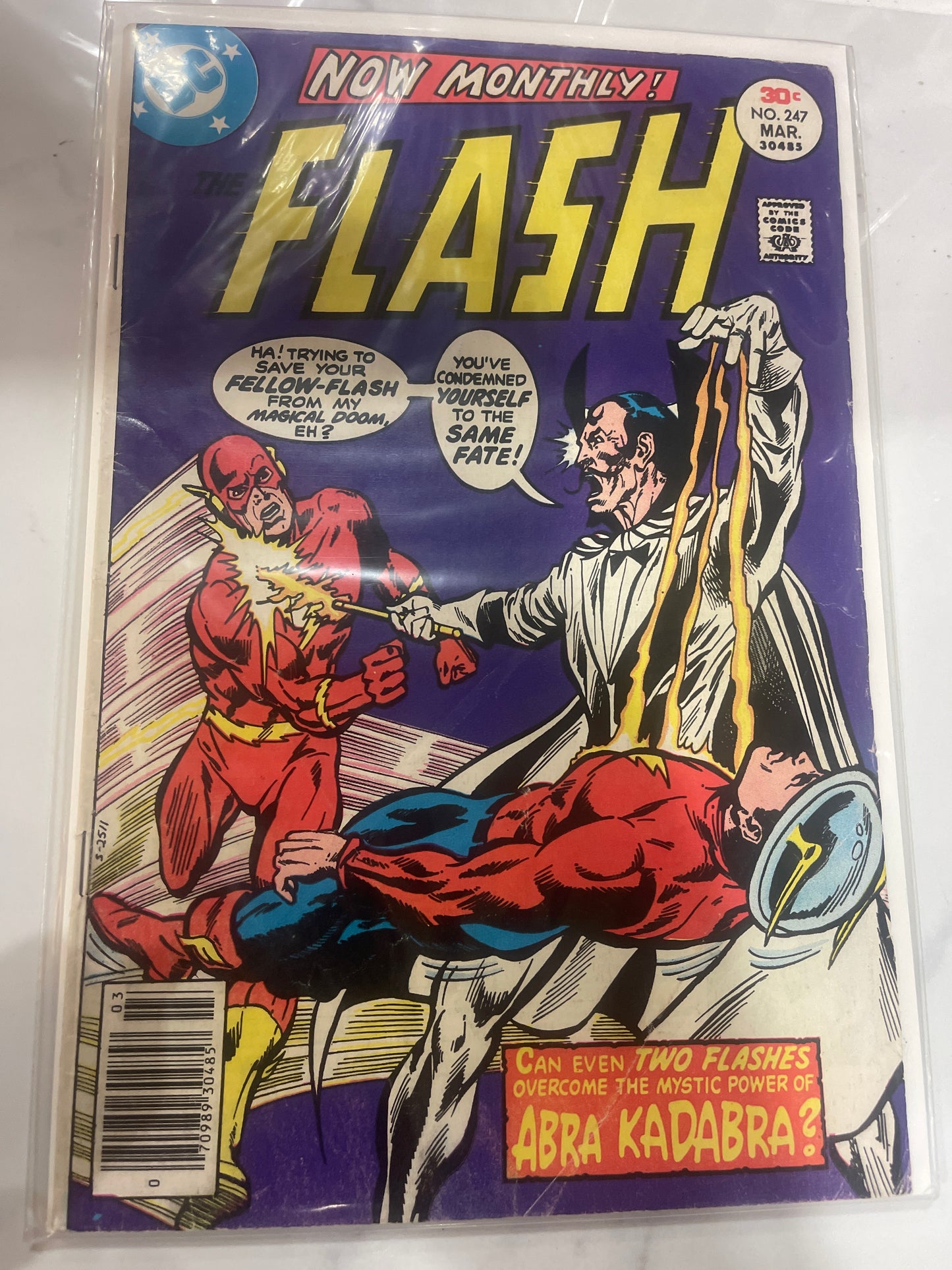 The Flash #247  w/ Flash (Jay Garrack)